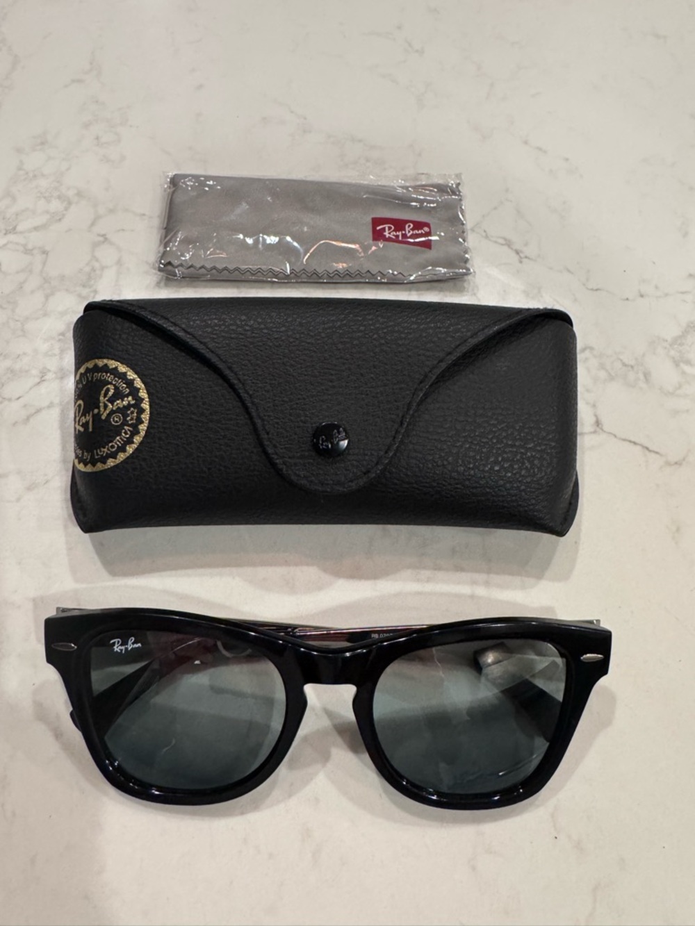 Ray-Ban Black Sunglasses with Gray Lenses